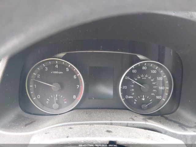 5NPD74LF8HH198555 Hyundai ELANTRA SE