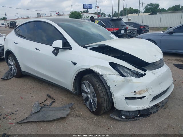 2022 TESLA MODEL Y 7SAYGDEE0NF332610 Photo 0