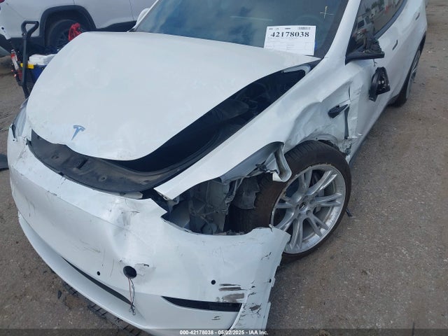 2022 TESLA MODEL Y 7SAYGDEE0NF332610 Photo 5