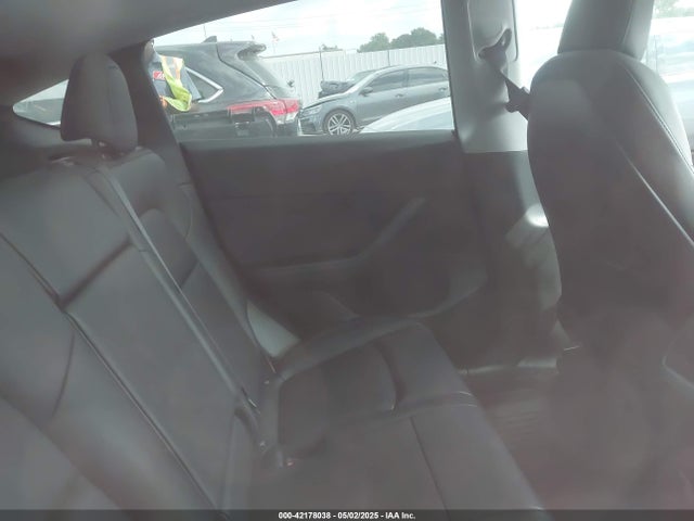 2022 TESLA MODEL Y 7SAYGDEE0NF332610 Photo 7