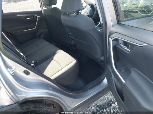 2T3P1RFV7MC212805 Toyota Rav4 Xle