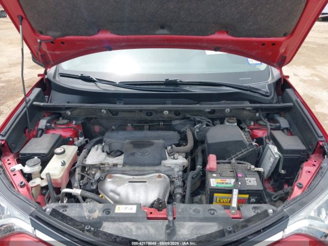 JTMBFREV8HJ145776 Toyota RAV4 LE