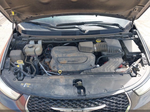 Chrysler Pacifica Touring L 2023 2C4RC1BG1PR536602 Image 10