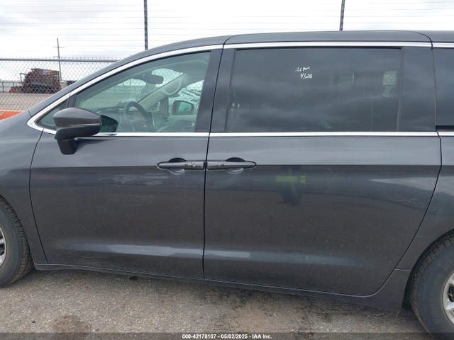 Chrysler Pacifica Touring L 2023 2C4RC1BG1PR536602 Image 14