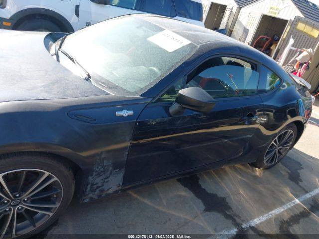 JF1ZNAA18F8705683 Scion Fr-s Base (a6)