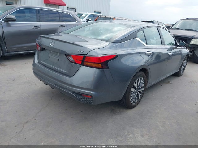 1N4BL4DV3RN333408 Nissan Altima Sv Fwd