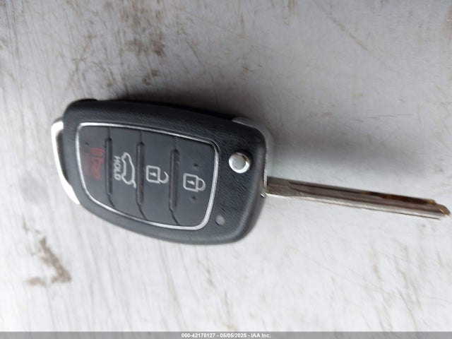KM8J23A43LU115525 Hyundai TUCSON SE