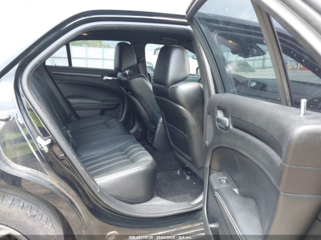 2C3CCABG8FH932184 Chrysler 300 300s