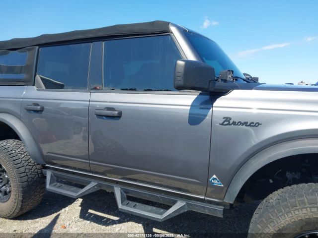 1FMDE5BH9NLB87372 Ford Bronco Black Diamond