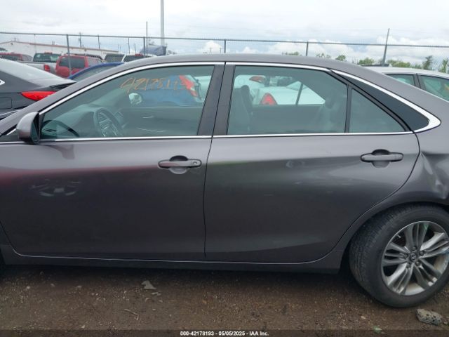 4T1BF1FK1HU762047 Toyota CAMRY SE