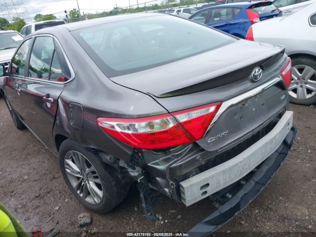 4T1BF1FK1HU762047 Toyota CAMRY SE