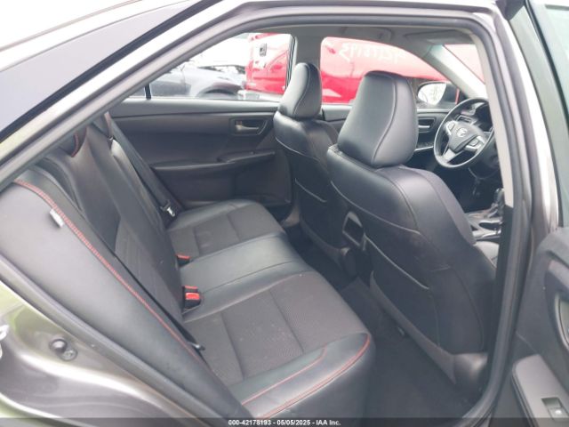 4T1BF1FK1HU762047 Toyota CAMRY SE