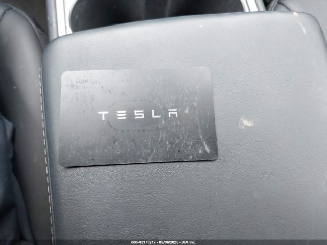 7SAYGDEE1NF368676 Tesla Model Y Long Range Dual Motor All-wheel Drive