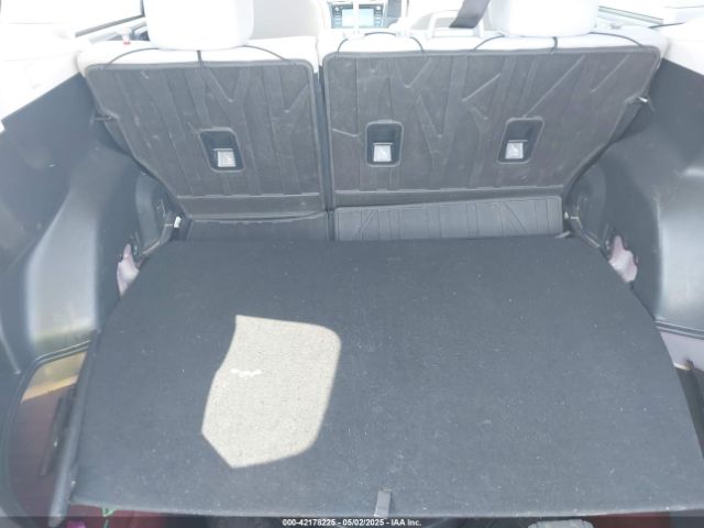 JF2SJAGCXJH505995 Subaru Forester 2.5i Premium
