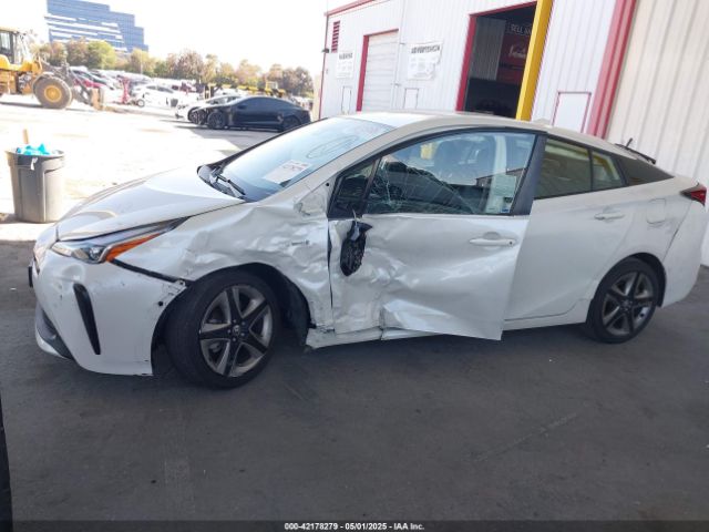 JTDKARFU4L3116504 Toyota PRIUS XLE