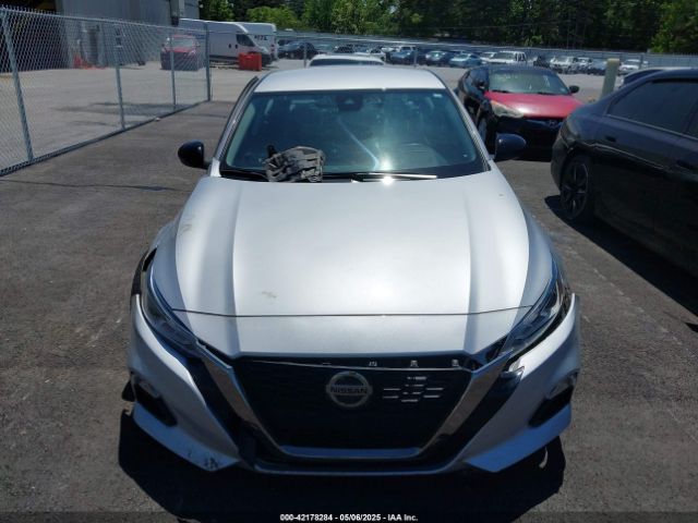 1N4BL4CV9NN379028 Nissan Altima Sr Fwd