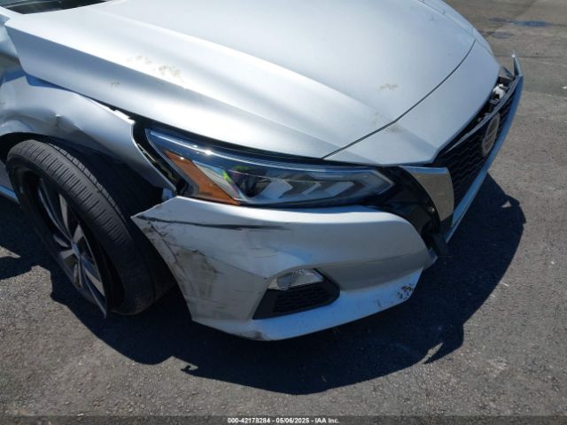 1N4BL4CV9NN379028 Nissan Altima Sr Fwd