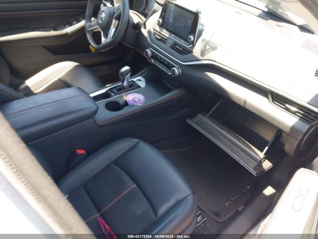 1N4BL4CV9NN379028 Nissan Altima Sr Fwd