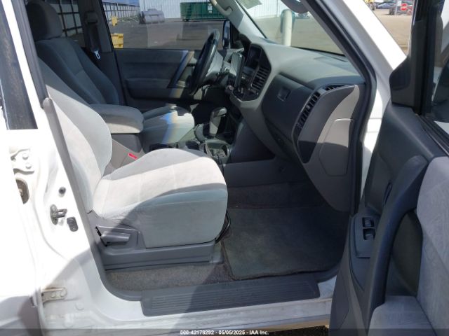 2001 MITSUBISHI MONTERO JA4MW31R71J012120 Photo 4