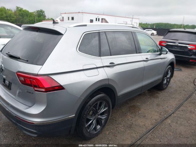 3VV2B7AX7NM118981 Volkswagen Tiguan 2.0t Se