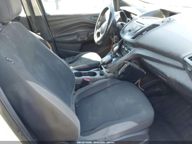 1FMCU0F71FUC32271 Ford ESCAPE S