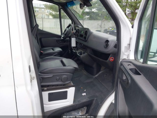 W1W4EBHY9LT022420 Mercedes-Benz Sprinter 2500 Standard Roof V6