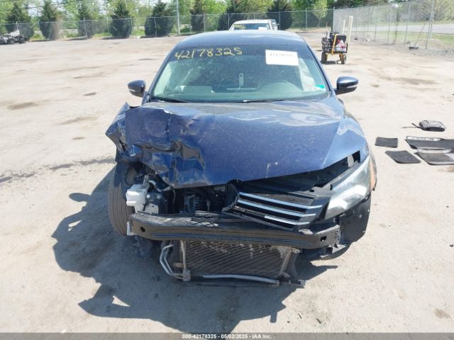 1VWAT7A30FC002333 Volkswagen Passat 1.8t Wolfsburg Edition