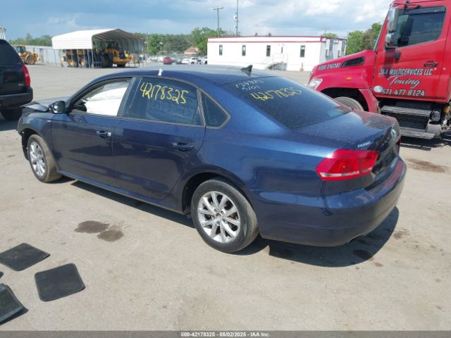 1VWAT7A30FC002333 Volkswagen Passat 1.8t Wolfsburg Edition