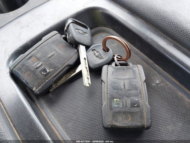 3GCUKREC8EG440215 Chevrolet Silverado 1500 1lt