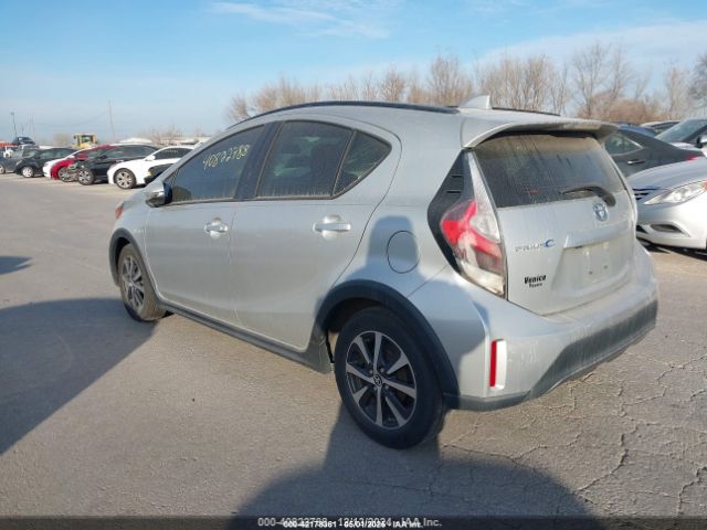 JTDKDTB38J1614926 Toyota Prius C One