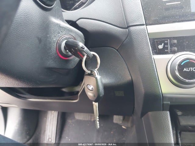 Subaru Outback 2.5i Premium 2017 4S4BSAFC2H3325507 Image 11
