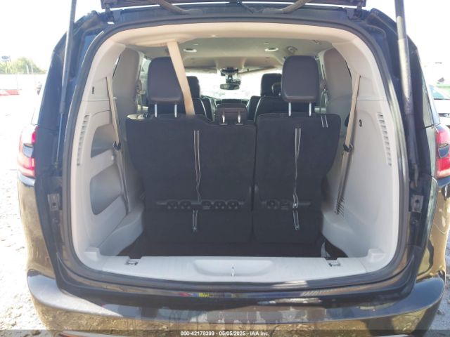 2C4RC1BGXNR142495 Chrysler Pacifica Touring L