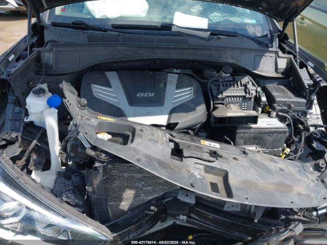KM8SNDHF8HU254372 Hyundai Santa Fe Se