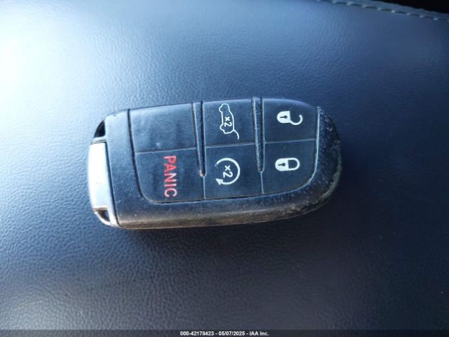 1C4RJFAG0FC164410 Jeep Grand Cherokee Altitude