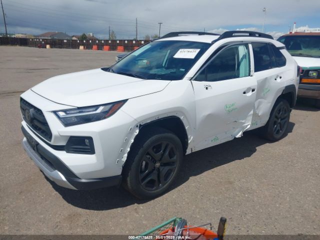 2T3J1RFV8RW472982 Toyota Rav4 Adventure