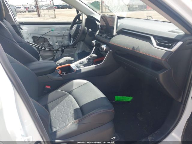 2T3J1RFV8RW472982 Toyota Rav4 Adventure