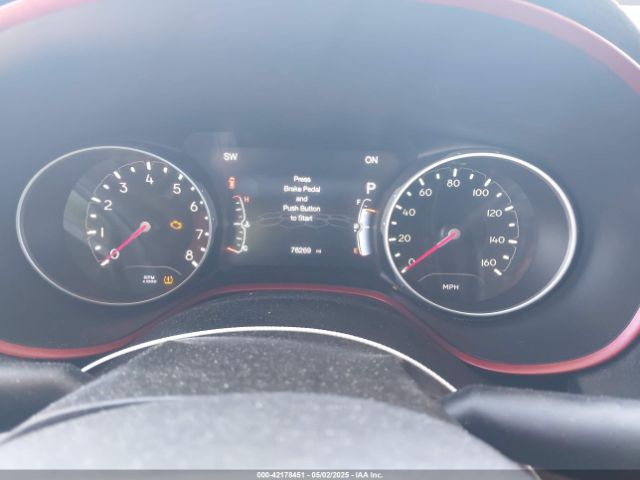3C4NJDDB1KT812953 Jeep 2019