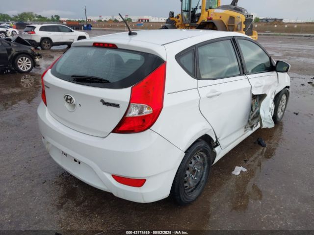 KMHCT5AE5HU300970 Hyundai ACCENT SE