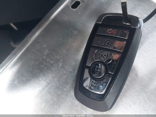 5LMJJ2LG4PEL01818 Lincoln Navigator Reserve