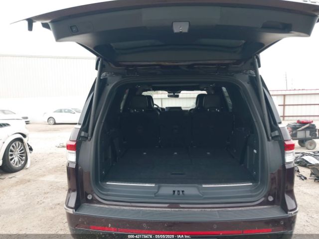5LMJJ2LG4PEL01818 Lincoln Navigator Reserve