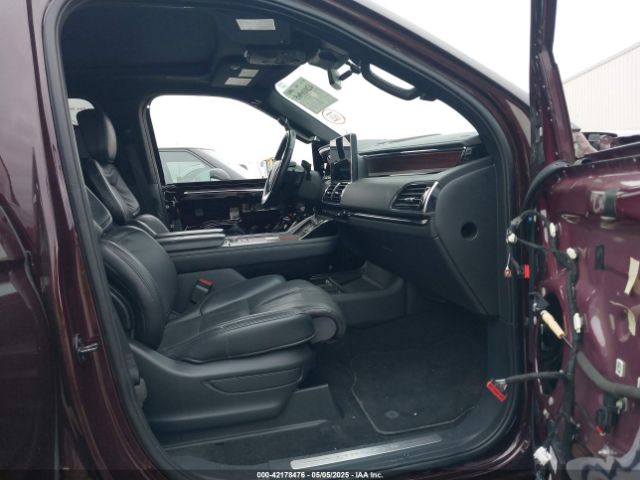 5LMJJ2LG4PEL01818 Lincoln Navigator Reserve