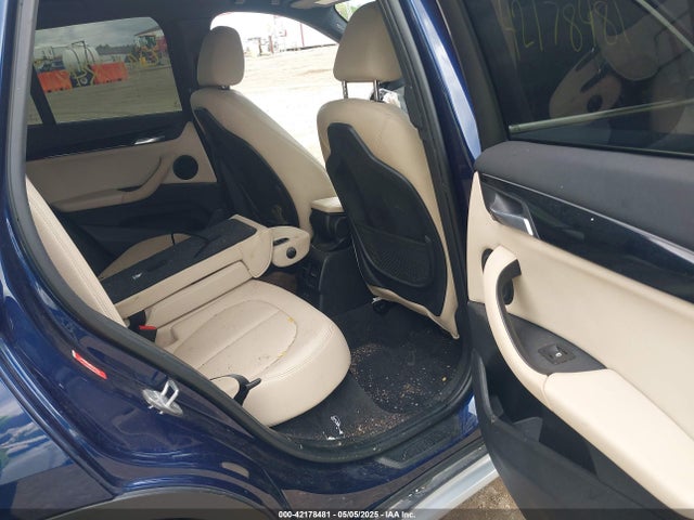 2019 BMW X1 WBXHT3C53K3H35405 Photo 7