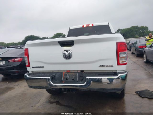 3C6UR5DL8RG303908 RAM 2500 Big Horn  4x4 6'4 Box