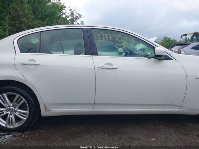JN1CV6AR8FM520627 Infiniti Q40