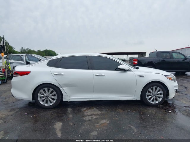 5XXGT4L31JG252892 KIA Optima Lx