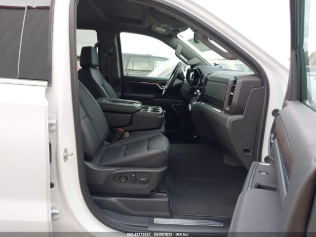 3GTPHDED3SG138172 GMC Sierra 1500 2wd  Short Box Slt