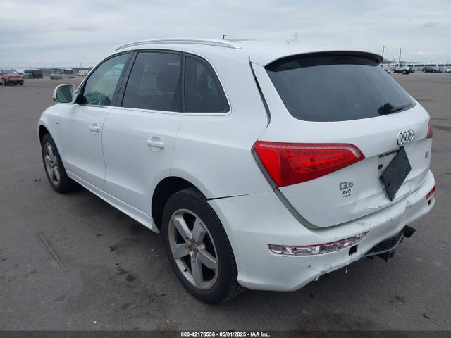 2011 AUDI Q5 WA1WKAFP8BA079732 Photo 2