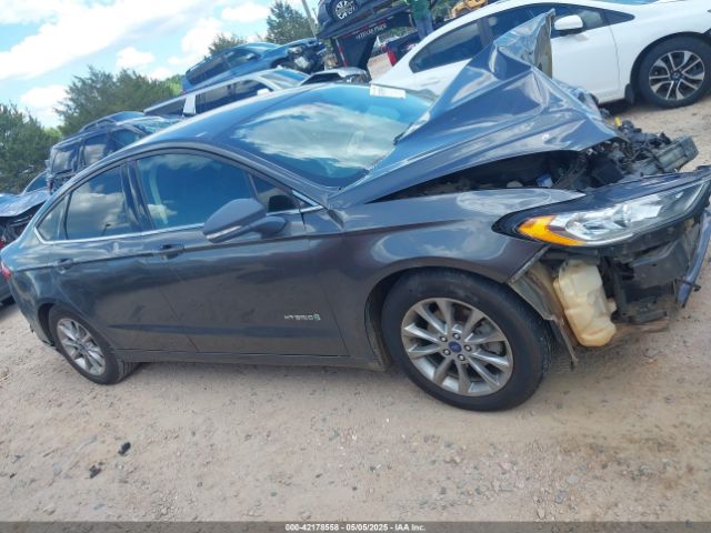 3FA6P0LU2HR296418 Ford Fusion Hybrid Se