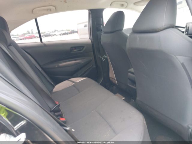 5YFEPMAE7NP378994 Toyota COROLLA LE