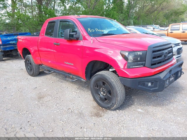 42178640 :رقم المزاد ، 5TFUM5F11AX009513 vin ، 2010 Toyota Tundra Grade 4.6l V8 مزاد بيع